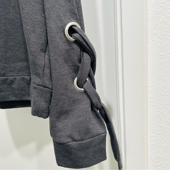Arizona Jean Company Grommet Sleeve Ties Sweatshirt Top Size:XL, NEW - Picture 6 of 6